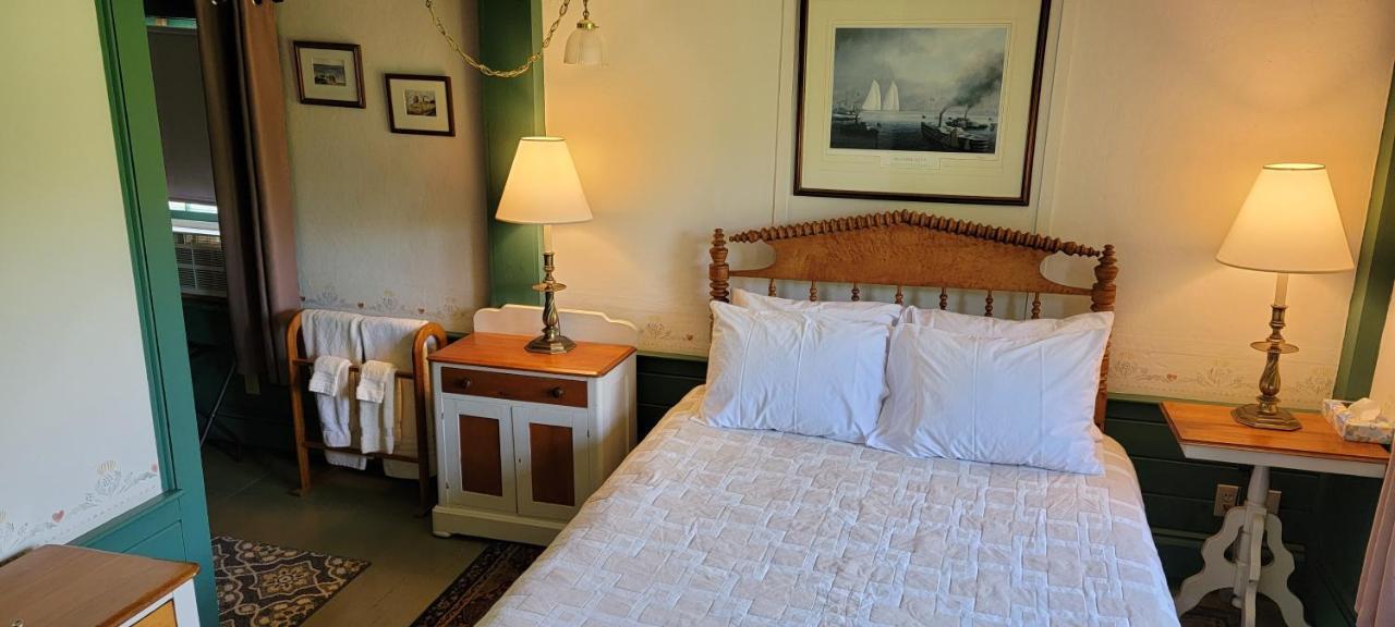 Hawks House Inn Walpole Екстер'єр фото