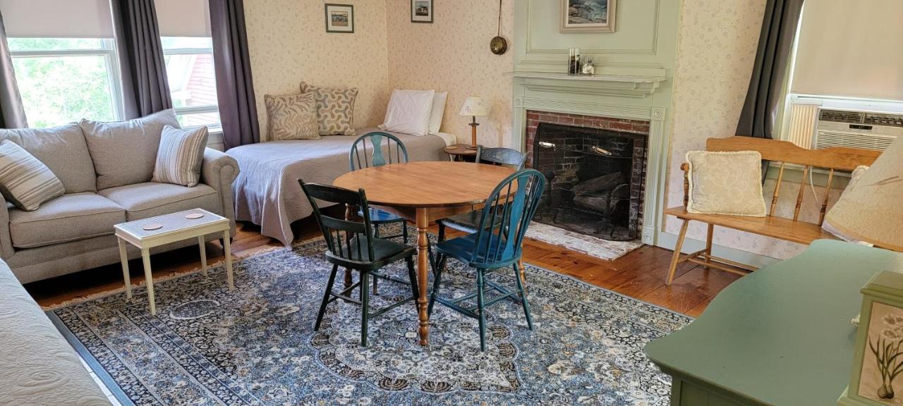 Hawks House Inn Walpole Екстер'єр фото