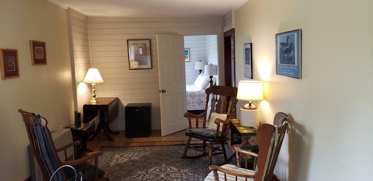 Hawks House Inn Walpole Екстер'єр фото